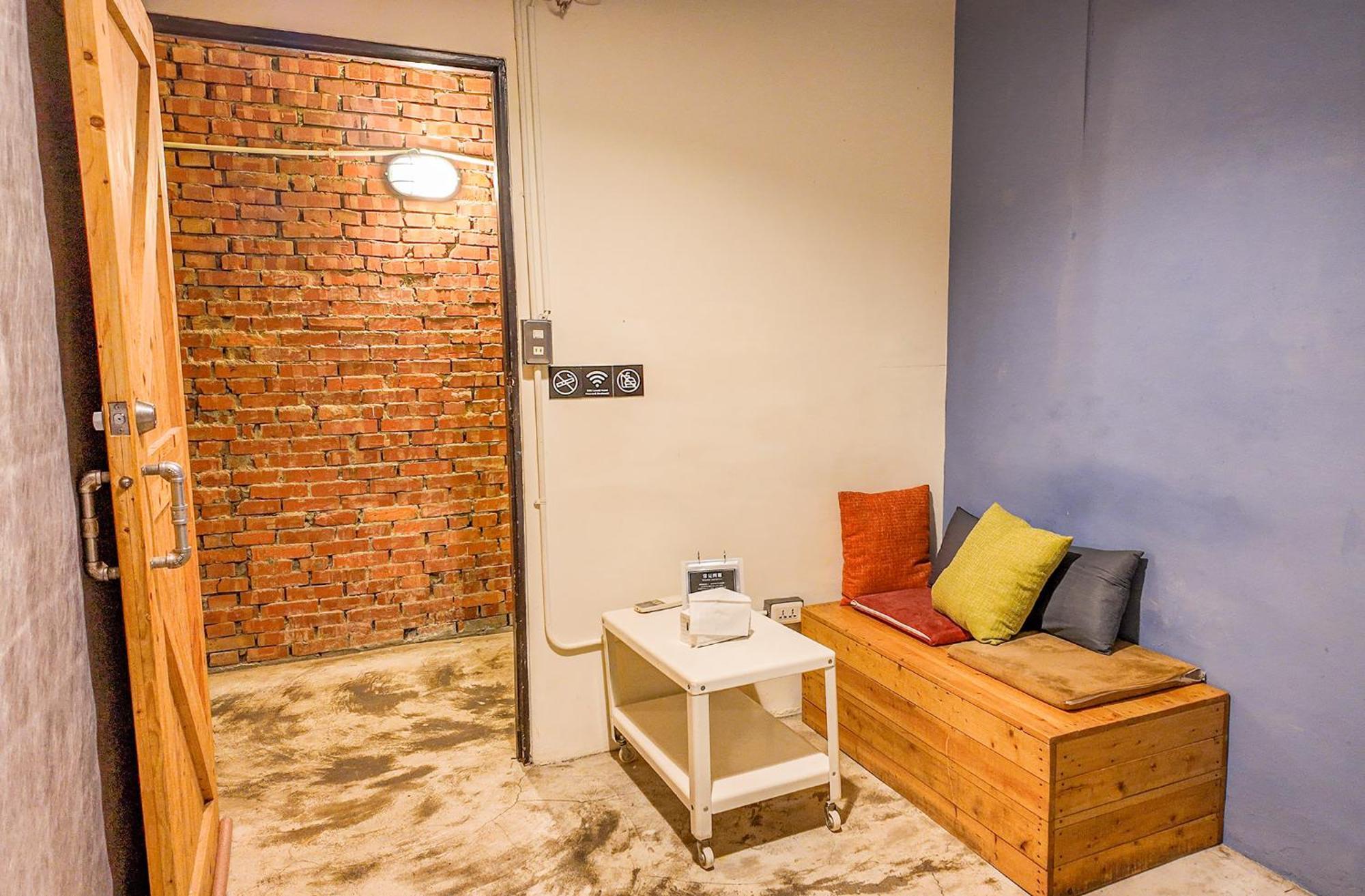 62巷背包客棧 Lane62 Hostel Longjing Exterior photo