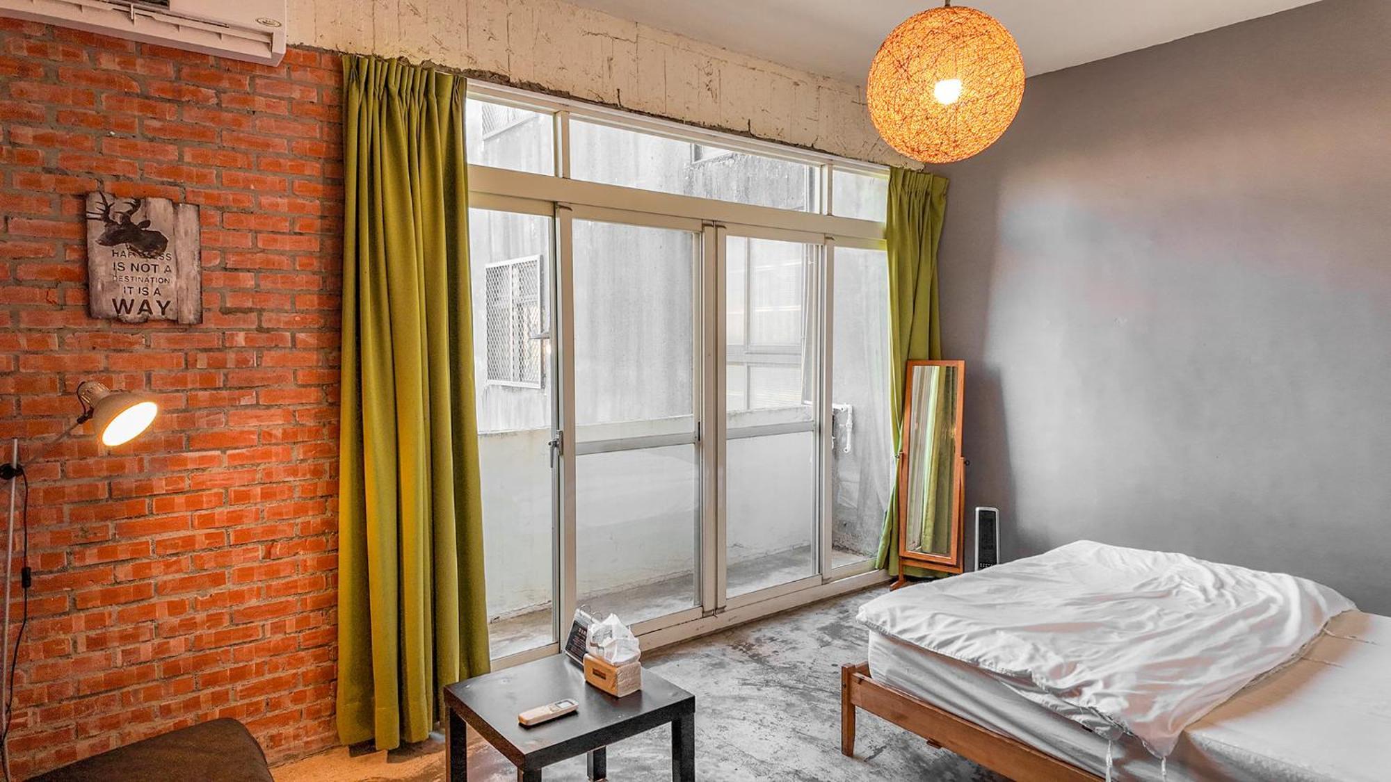 62巷背包客棧 Lane62 Hostel Longjing Exterior photo